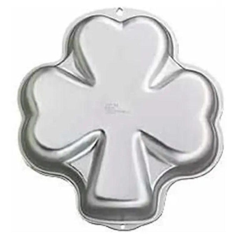 Shamrock Cake Tin Hire