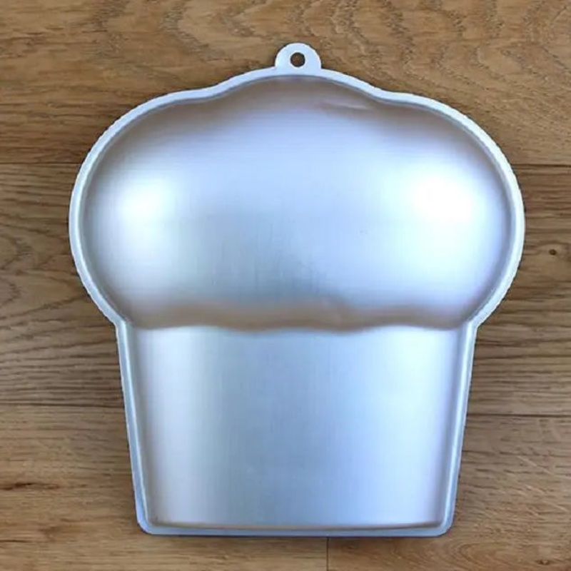 Cupcake Shape Cake Tin Hire