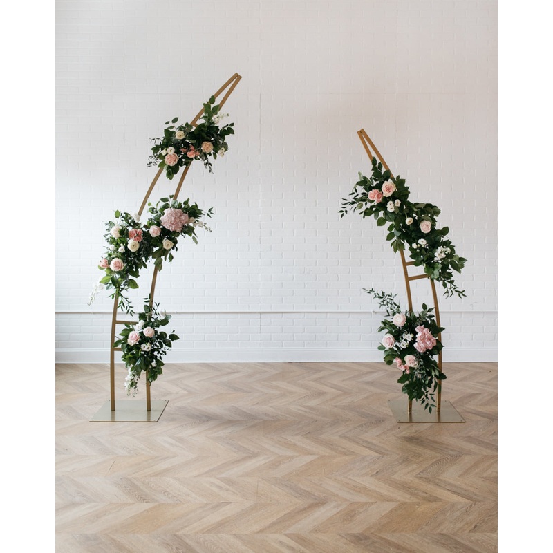 Timeless Chteau - Crescent Stands with Floral Burst