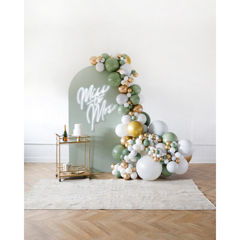 Botanical - The Aadi Set with Miss to Mrs Neon Sign