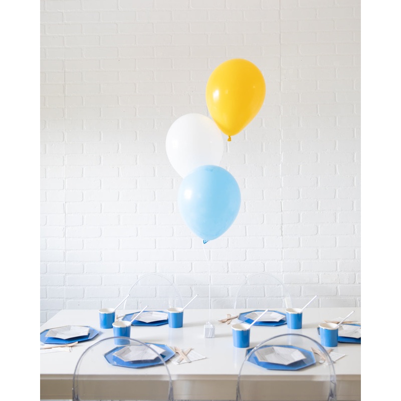 Singing Shark - 11in Balloon Bouquet Centerpiece