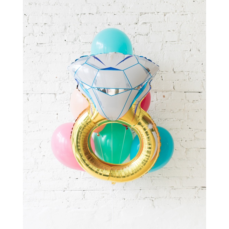Tropical Time - DIamond Ring Foil and 11in Balloons - bouquet of 7