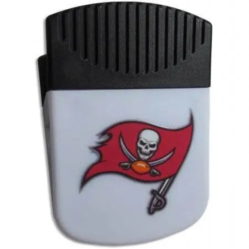 Tampa Bay Buccaneers - Chip Clip Magnet with Bottle Opener