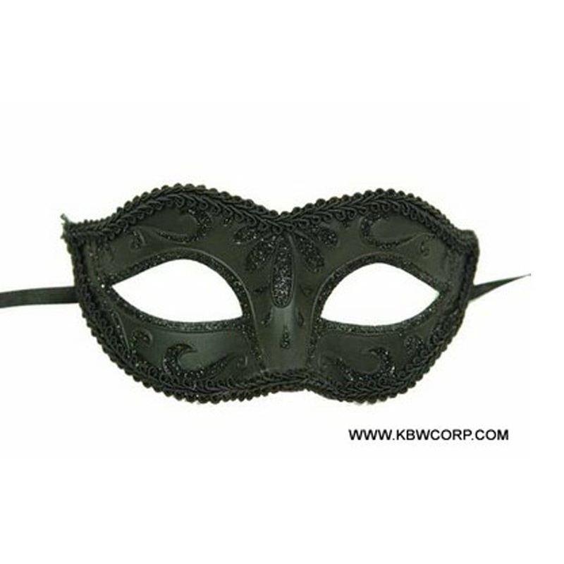 Black venetian mask with glitter