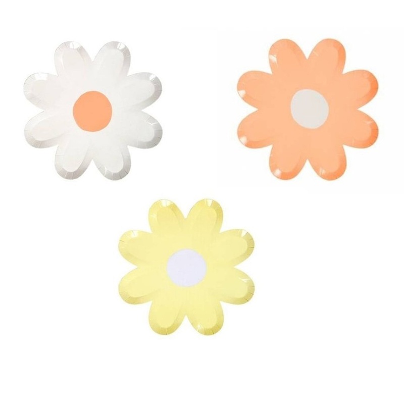 Small Daisy Flower-Shaped Lunch Paper Plates, Assorted Colours, 5 Inches, 8 Count