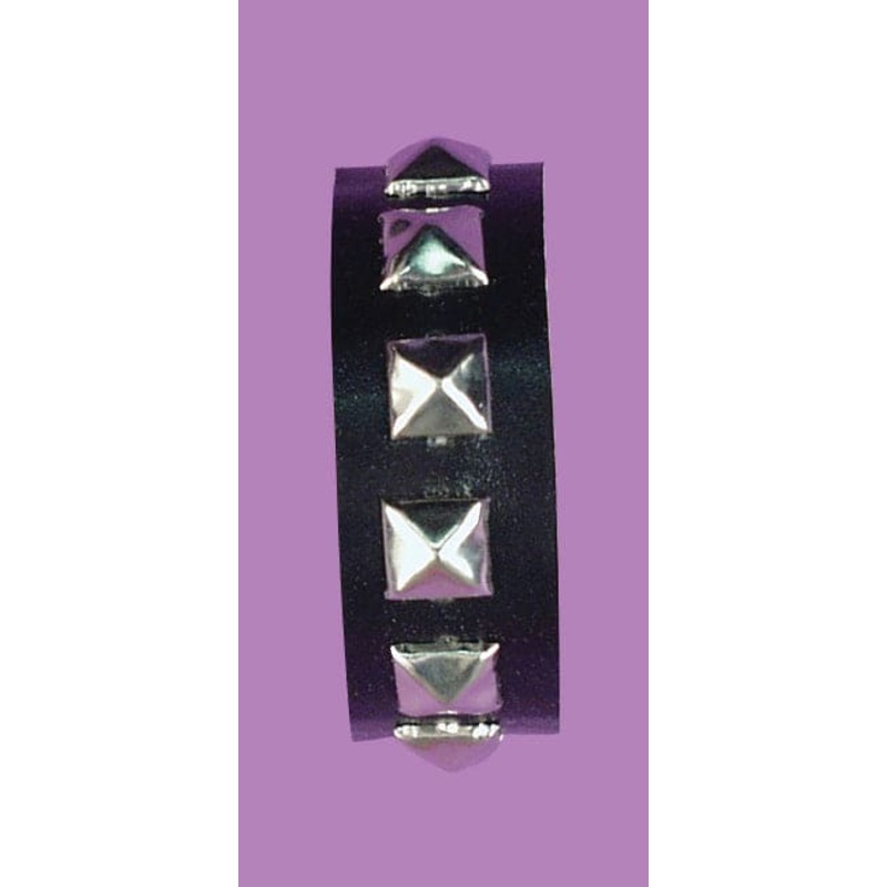 Single Studded Wristband